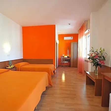 Hotel Astor 2*